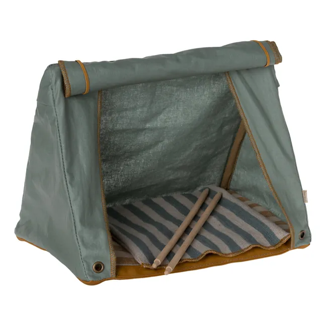 Camper's tent