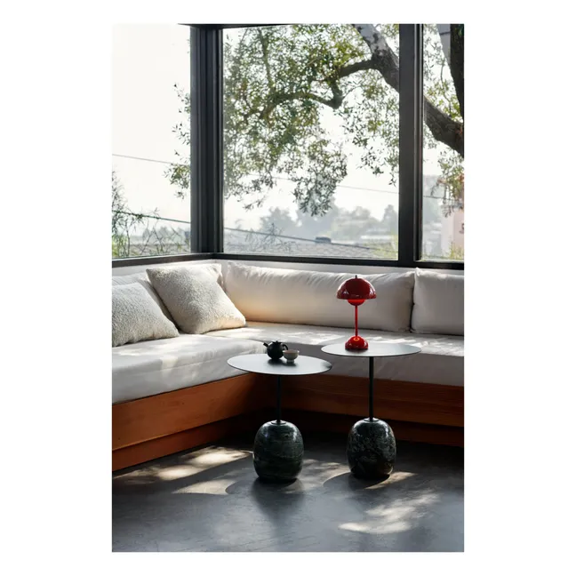 Lámpara de sobremesa Flowerpot VP9, Verner Panton | Ciruela