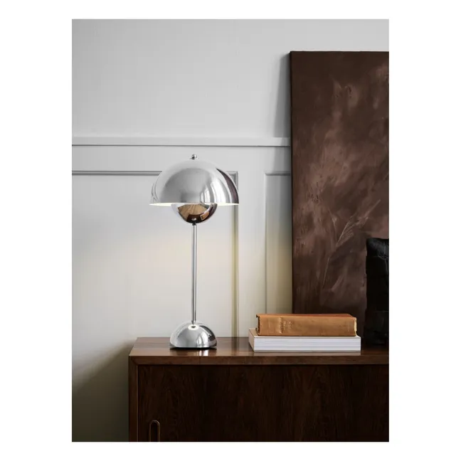 Tischlampe Flowerpot VP3, Verner Panton, 1969 | Chromblitzend