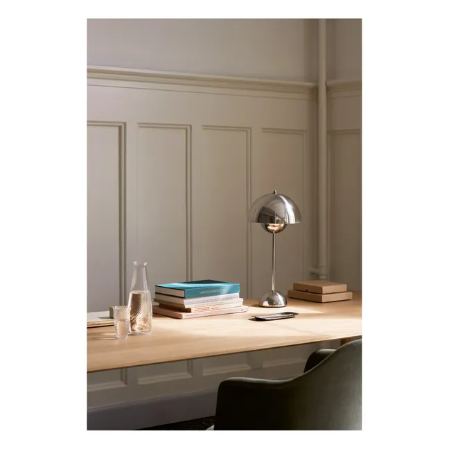 Tischlampe Flowerpot VP3, Verner Panton, 1969 | Chromblitzend