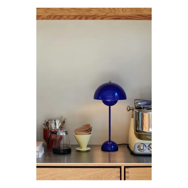 Lampe à poser Flowerpot VP3, Verner Panton, 1969 | Bleu- Image produit n°1