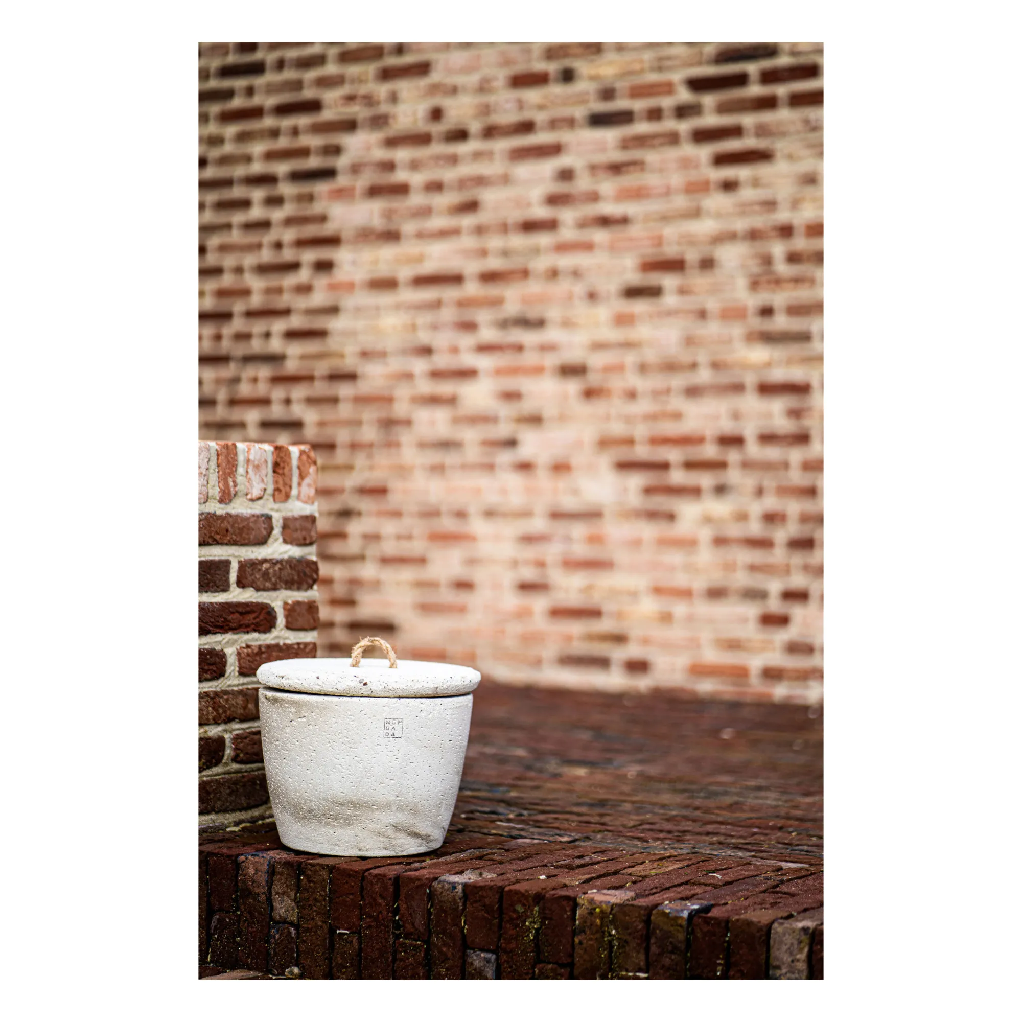 Outdoor candle with neutral scent lid | Blanc/Écru- Product image n°1