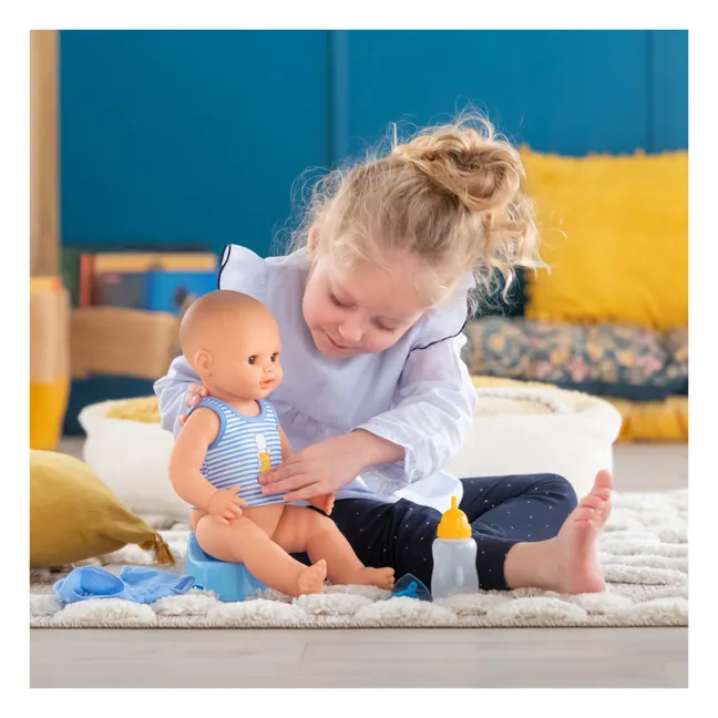 Poupon Paul fait pipi