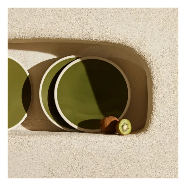 Piatto teso, modello: Sicilia, diametro: 26 cm | Verde militare