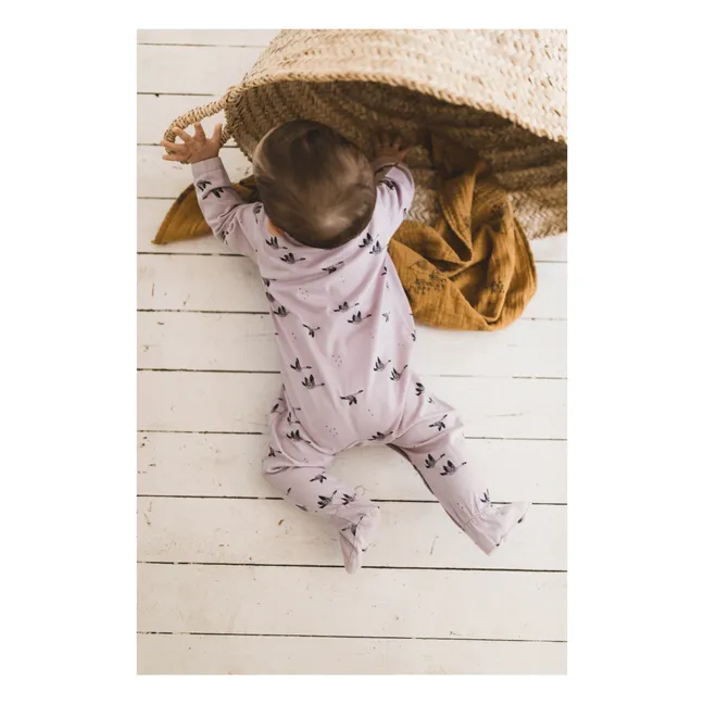 Pijama con pies Amalia con estampado de ocas | Lila