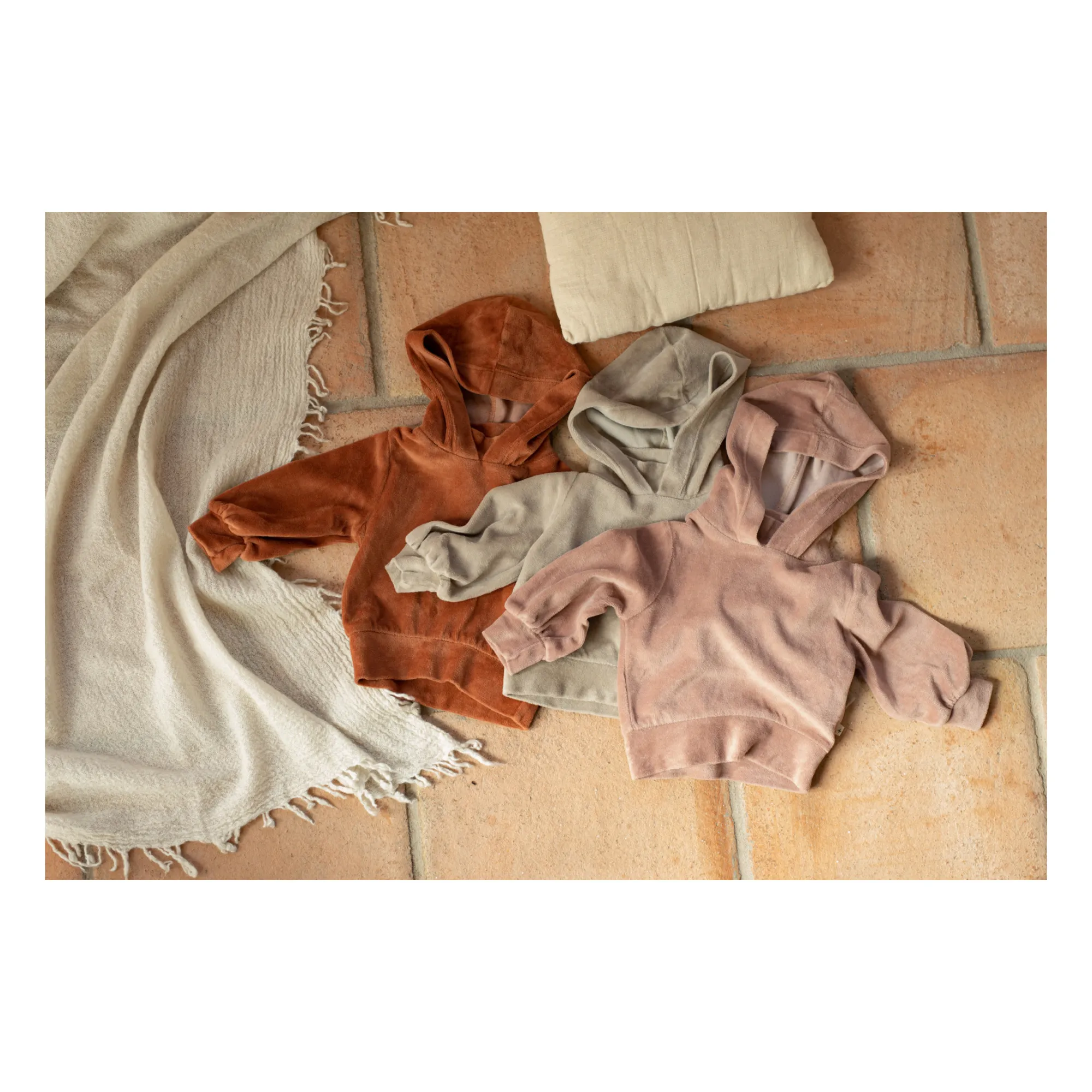 Albina Velour Hoodie | Taupe brown- Product image n°2
