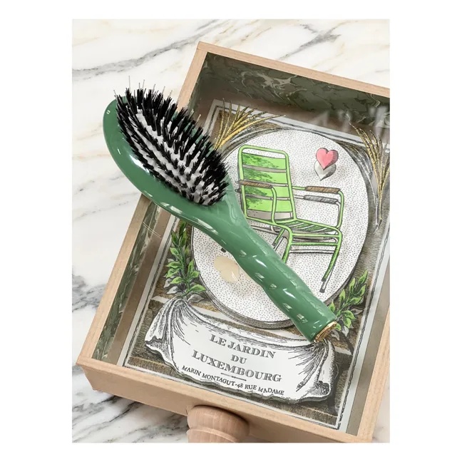 N°02 The Essential Petite Brush - Care & Detangling | Almond green