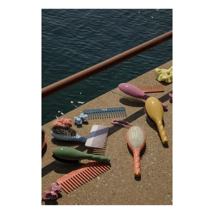 Cepillo para el pelo L'Indispensable N°02 - Cuidado y desenredado | Verde Almendra- Imagen del producto n°2