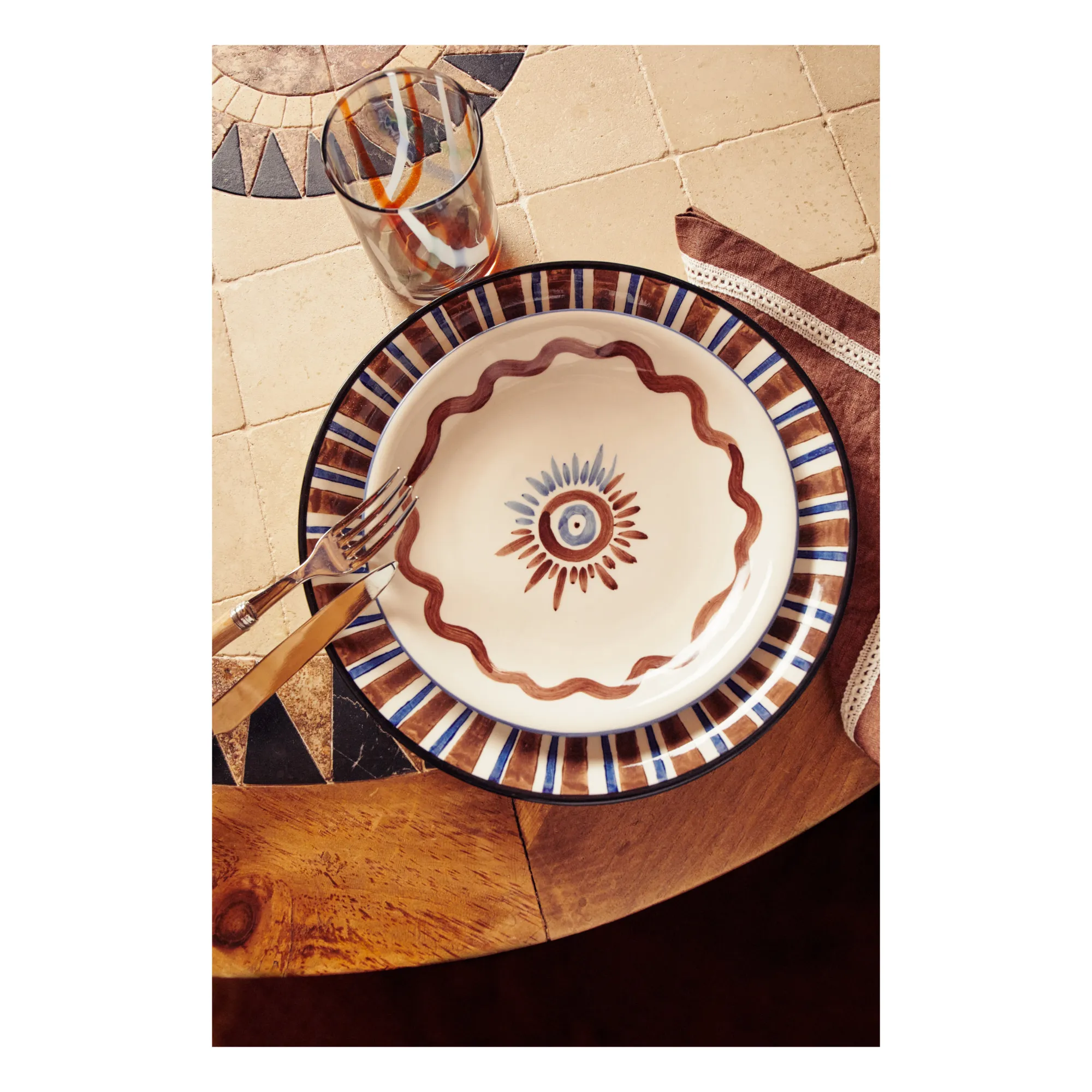 Assiette à dessert à motifs | Marron- Image produit n°1