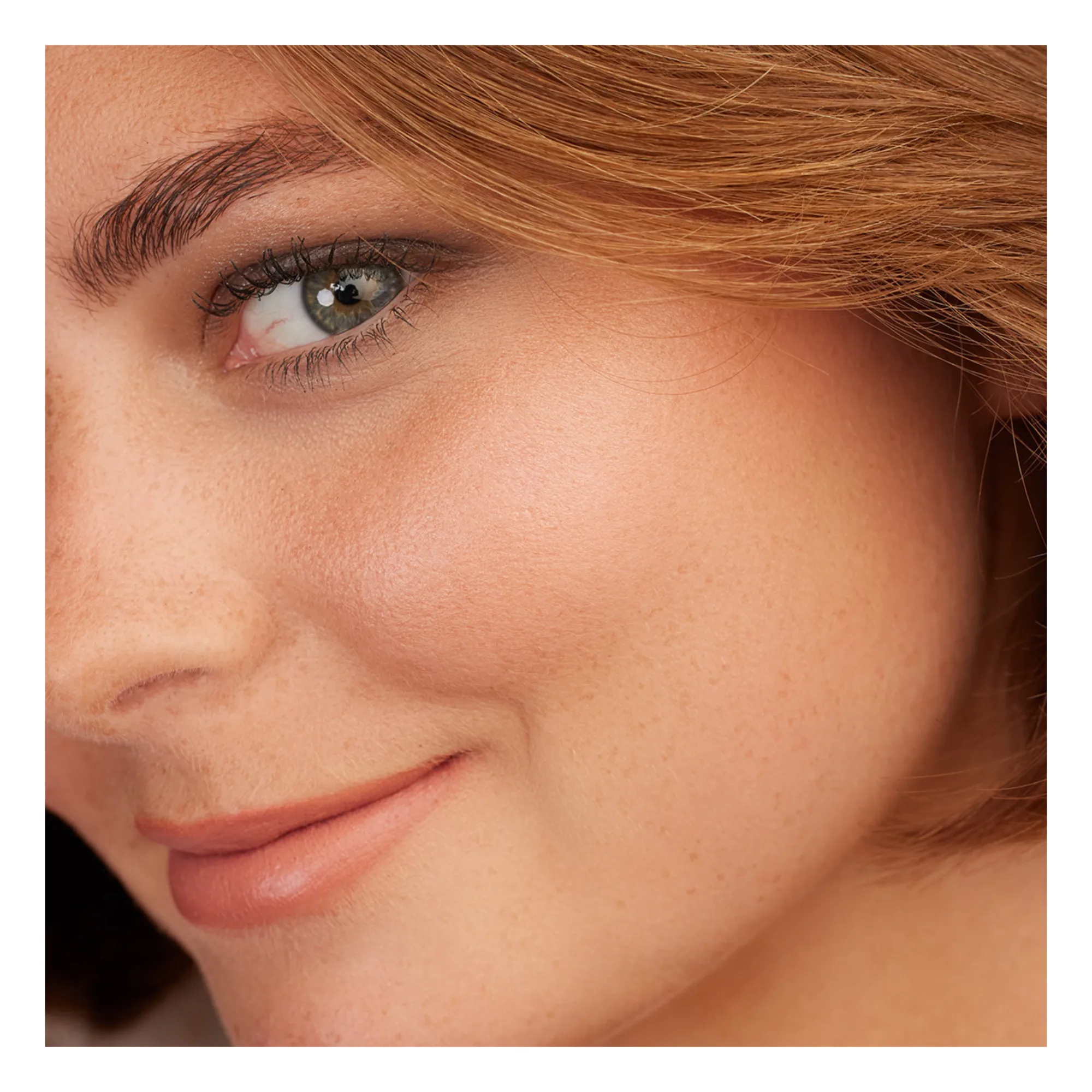 Fond de Teint Correcteur - 10 g | Beige Rosé 200R- Image produit n°1