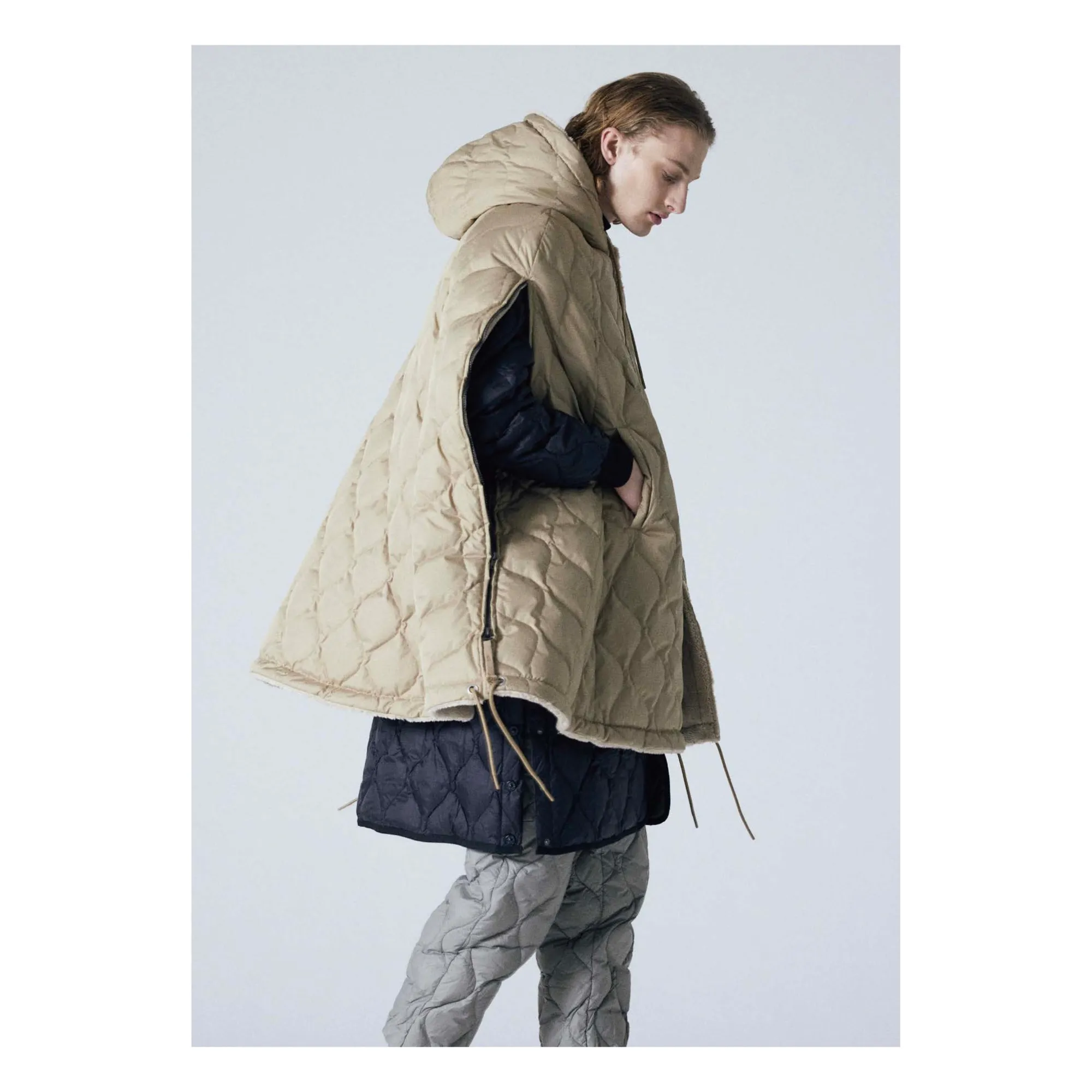 TAION / タイオン】MILITARY DOWN CAPE（UNISEX)（ポンチョ