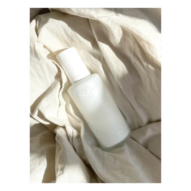 Silky Essential Feuchtigkeitsspendende Körpermilch - 200 ml