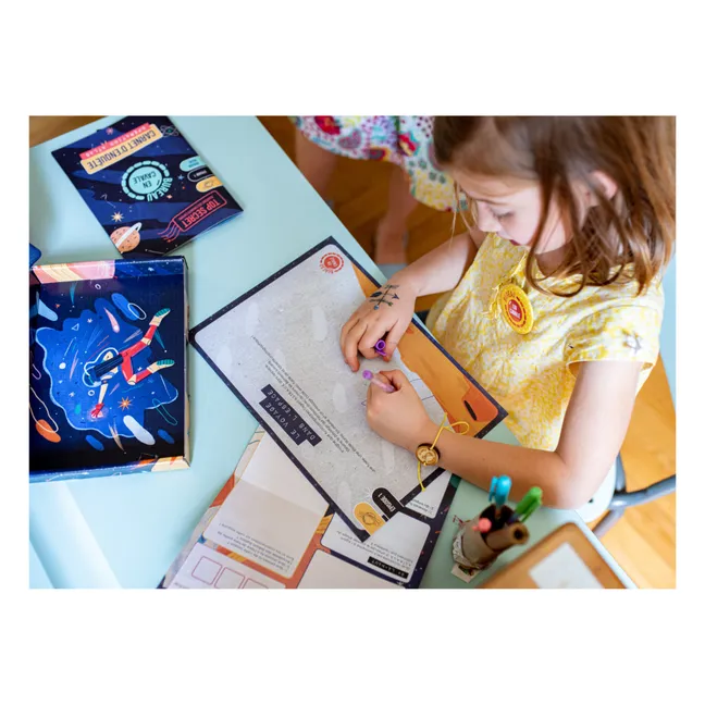 Encuesta por correo - En el espacio