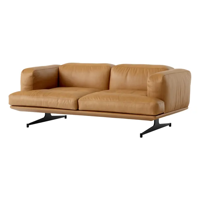 Sofa Inland AV22 aus edlem Leder | Cognac-Farbe