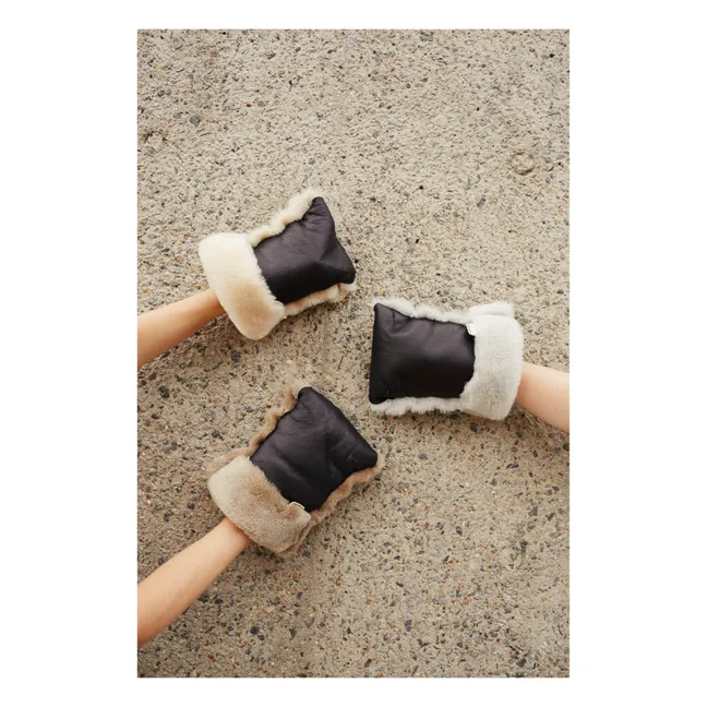 Lammfell-Fausthandschuhe für Kinderwagen | Milk