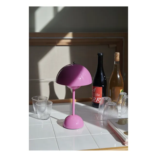 Lampe à poser portative Flowerpot VP9, Verner Panton | Rose
