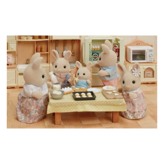 The cream bunny family