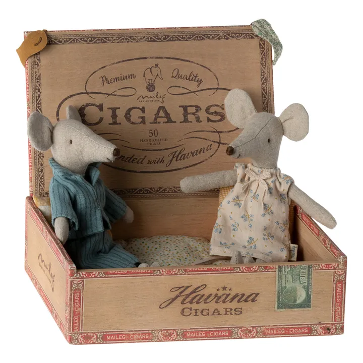 Mummy and Daddy Mouse in their mouse box- Product image n°3