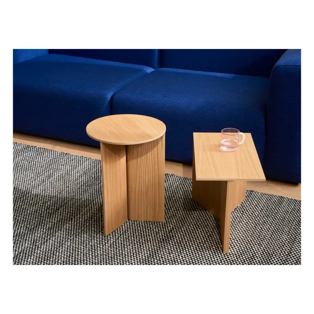 Tavolino, modello: Slit, forma: rotonda, in legno | Quercia