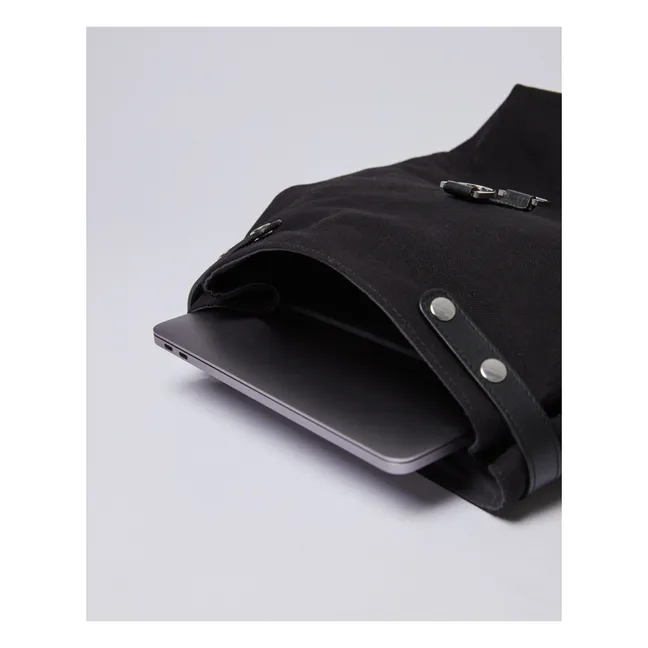 Alva Metal Hook backpack | Black
