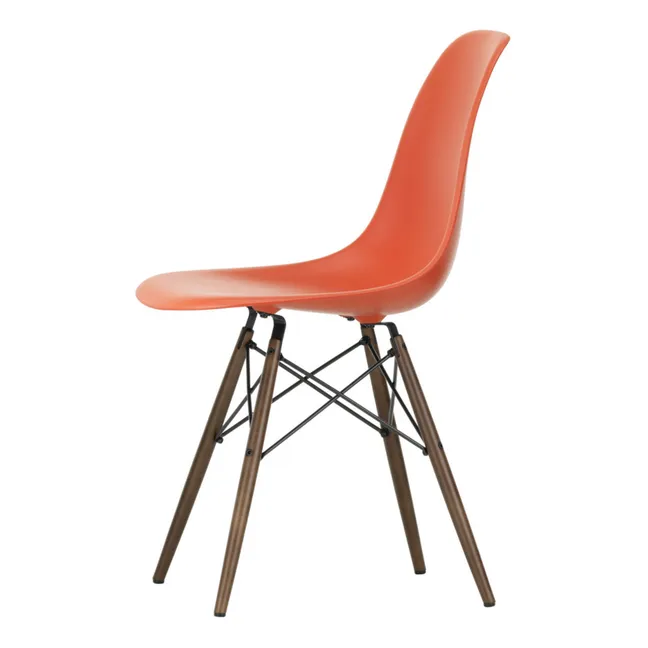 Chaise DSW plastic - piètement érable  - Charles & Ray Eames | Rouge coquelicot