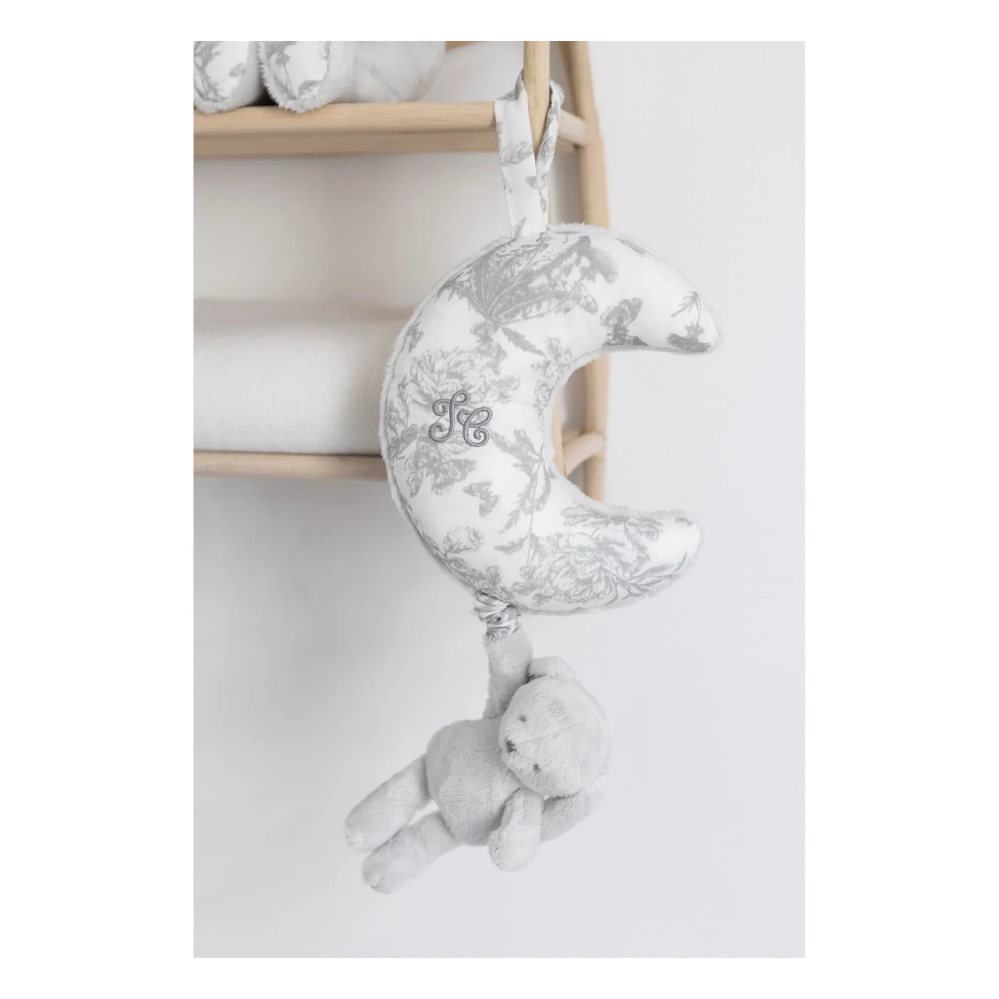 Mobile musical Augustin le lapin Toile de Jouy | Gris clair- Image produit n°1