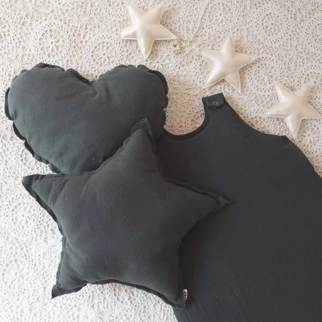 Star cushion -Dark grey | Dark Grey S021