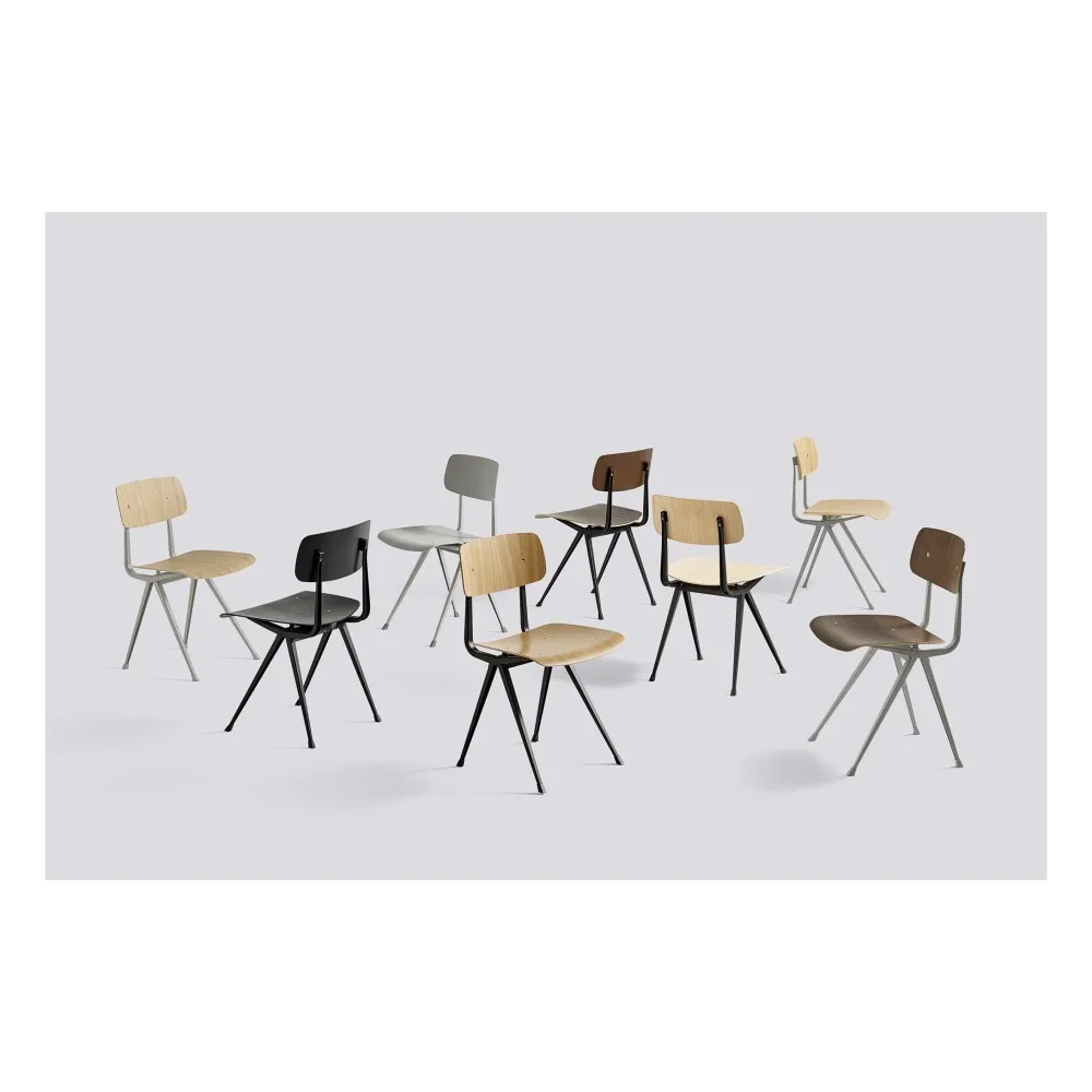 Chaise Result en chêne teinté - Réedition Friso Kramer & Wim Rietveld | Noir- Image produit n°5