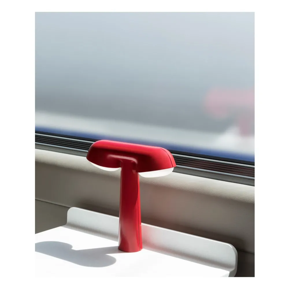 Lampe TGV Moustache x SNCF, Ionna Vautrin | Bleu électrique- Image produit n°3
