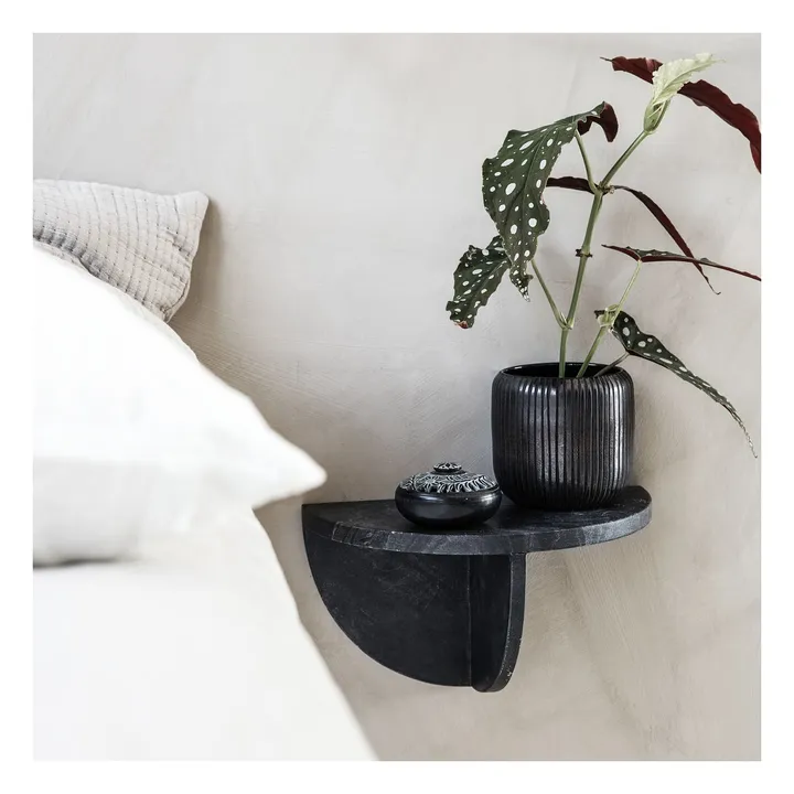 Mega mural side table in marble- Product image n°1