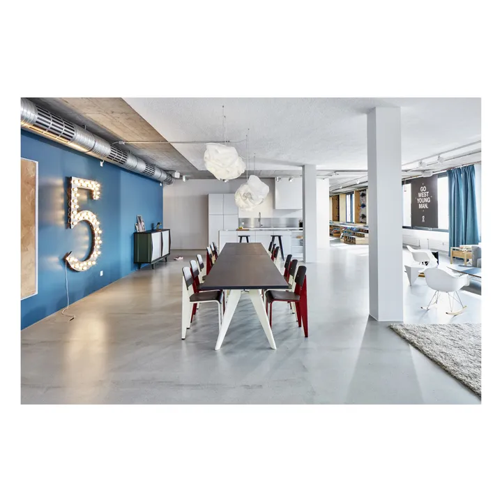 Table EM - piètement Écru - Jean Prouvé | Chêne- Image produit n°4