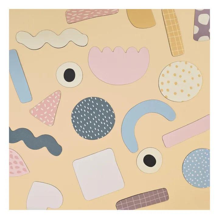 Tableau magnétique Coeur et son jeu de 21 formes géométriques- Image produit n°5