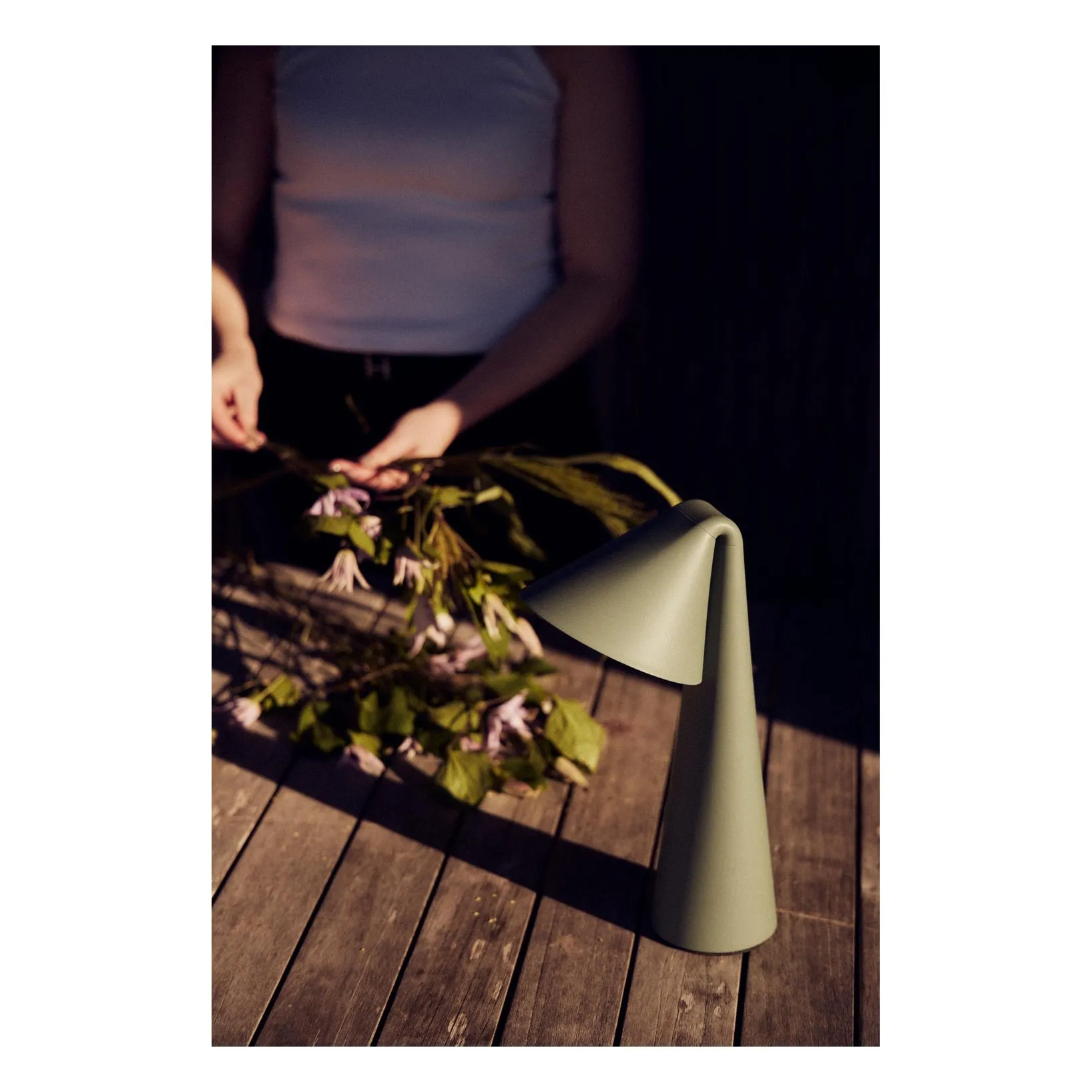Lampe à poser Ami, Thomas Albertsen | Sauge- Image produit n°2