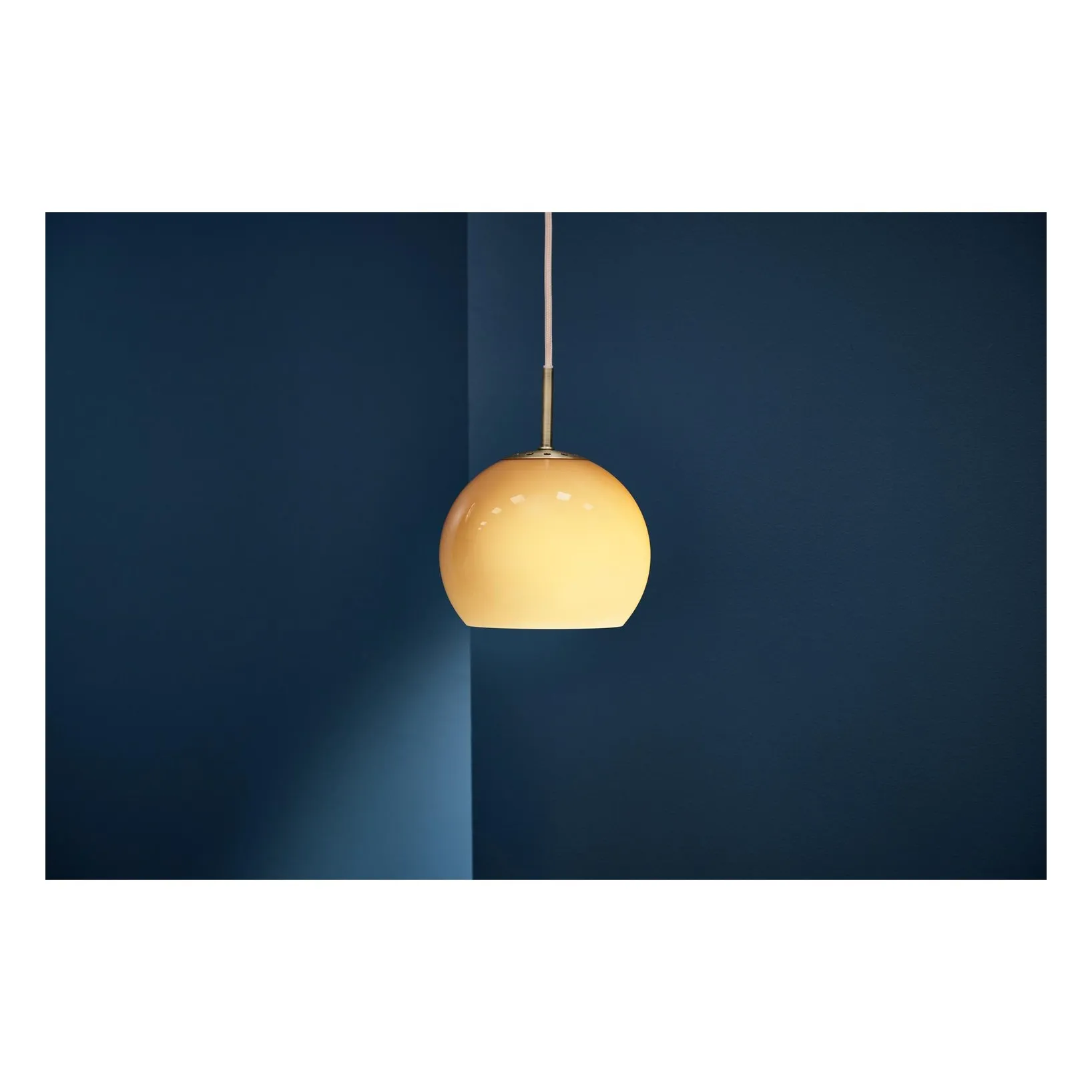 Suspension en verre Ball, Benny Frandsen | Ambre- Image produit n°1