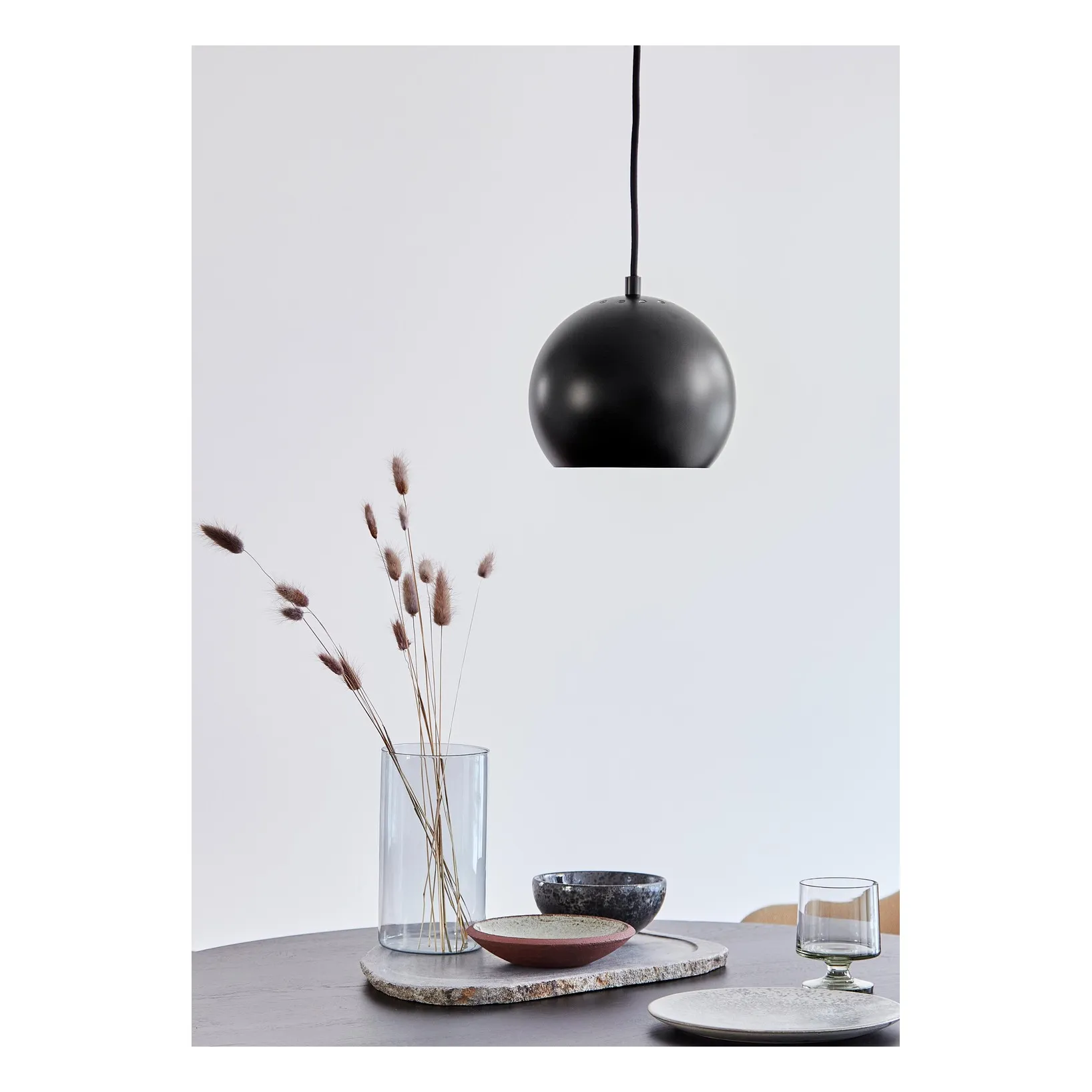 Suspension Ball, Benny Frandsen | Noir mat- Image produit n°1