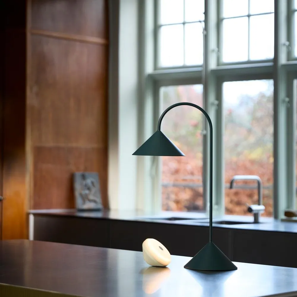 Lampe à poser Grasp, Thomas Albertsen | Bleu pétrole- Image produit n°4