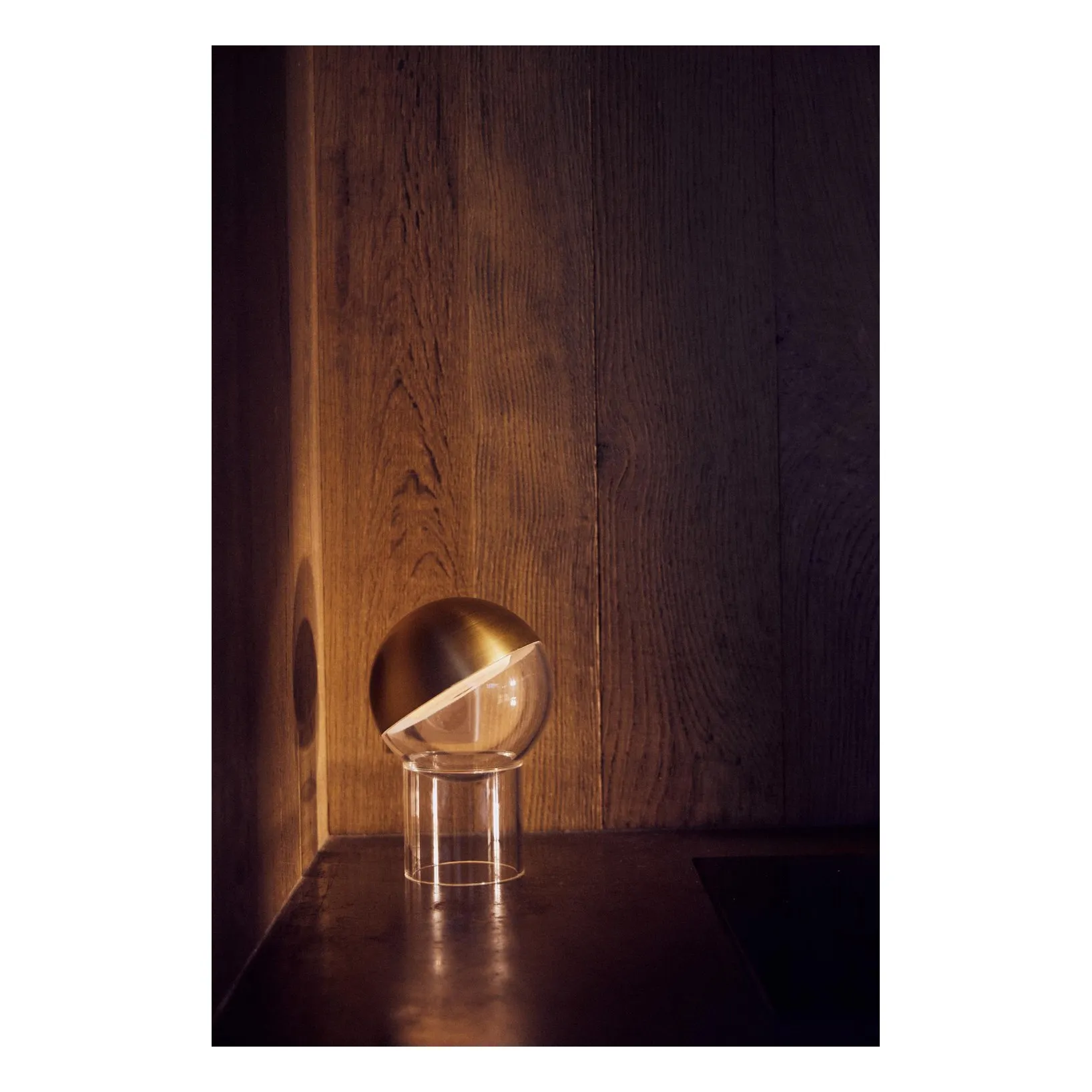 Lampe à poser Pila, Ida Tvede | Laiton- Image produit n°2