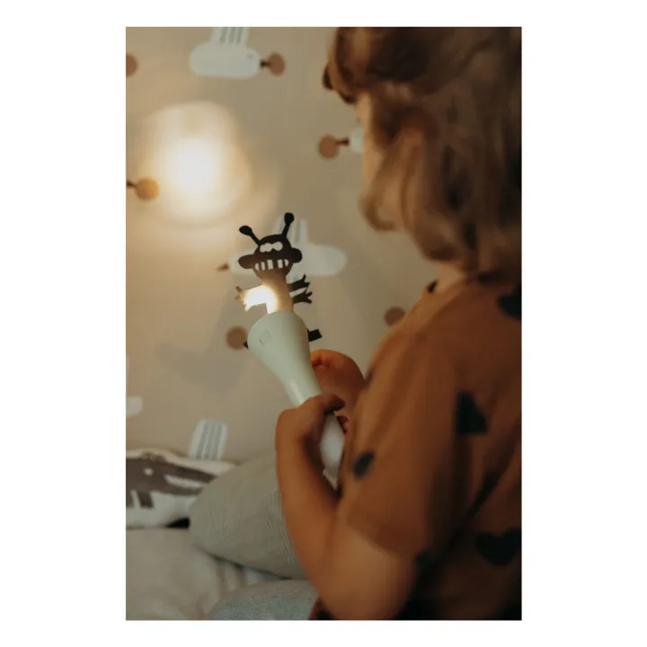 Lampe de poche multi-fonction Flashlight | Sauge- Image produit n°1