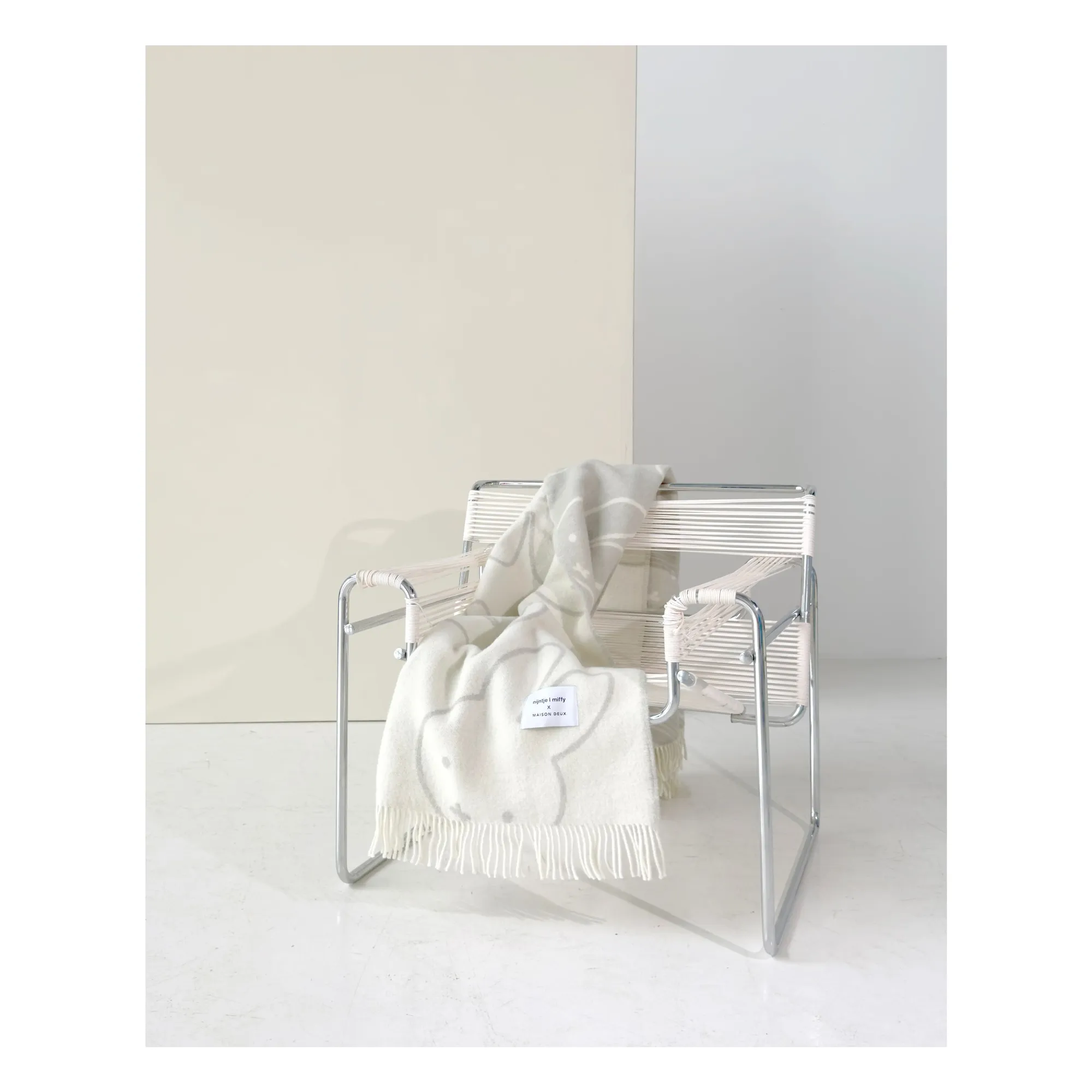 Maison Deux - Plaid Miffy (Maison Deux) - Image 1