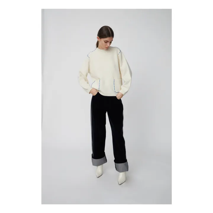 Bestickter Pullover aus Wolle | Seidenfarben- Produktbild Nr. 4