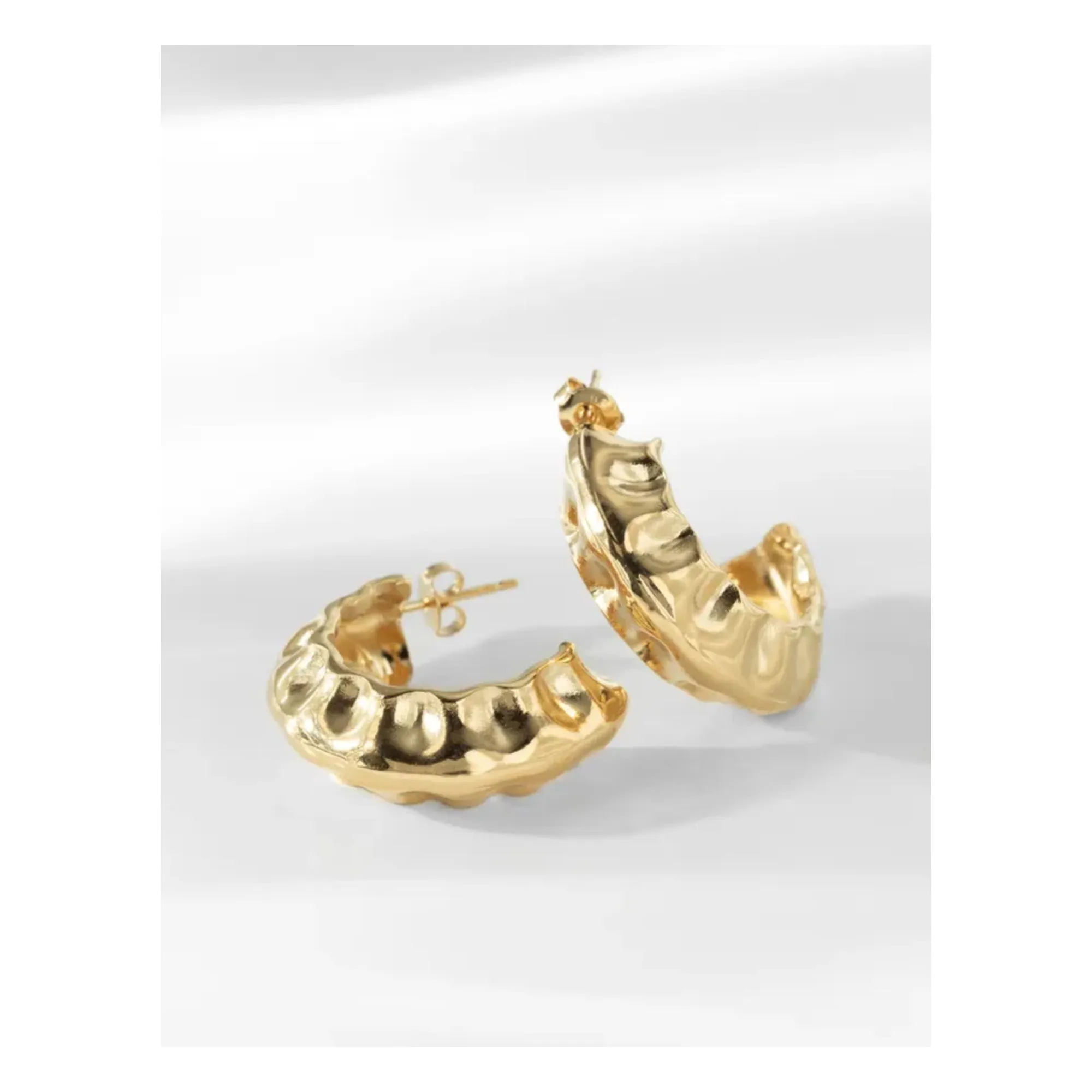 Louise Damas Gold Grand Creoles Venus