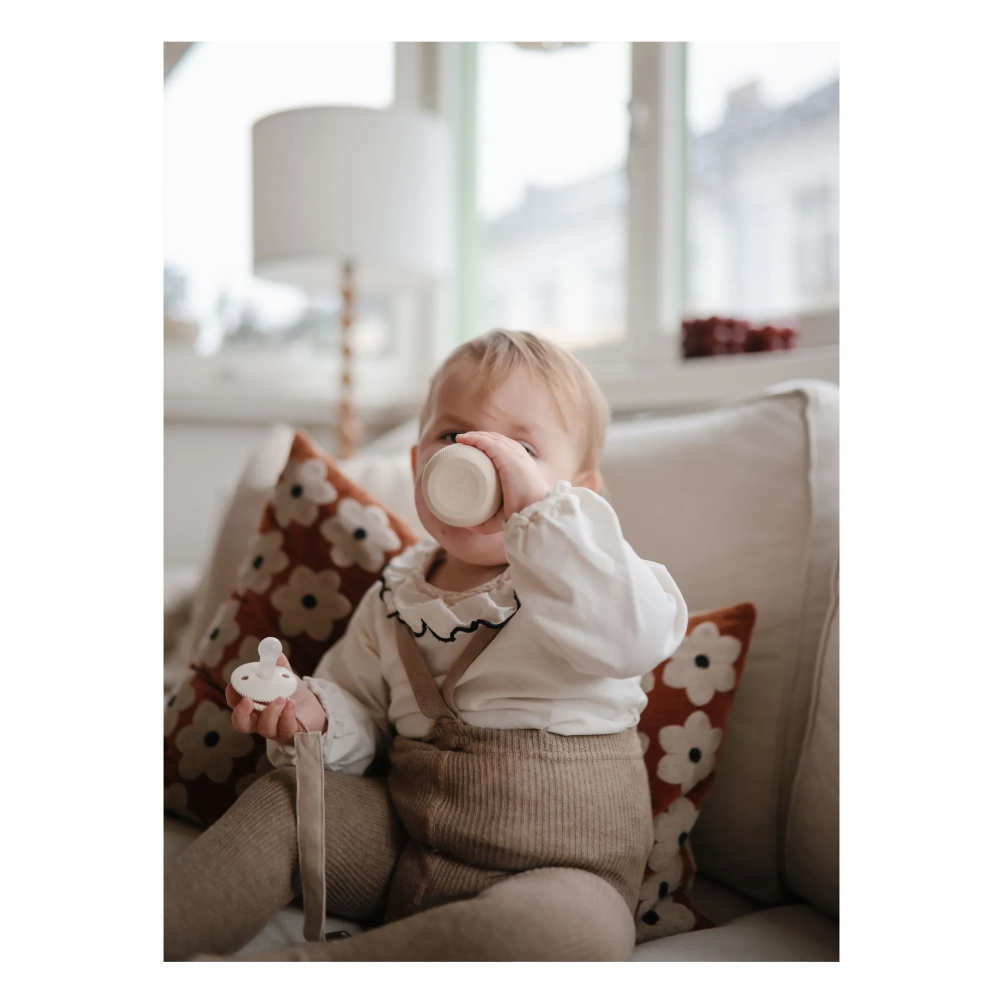 Taza de silicona para bebé | Beige- Imagen del producto n°2