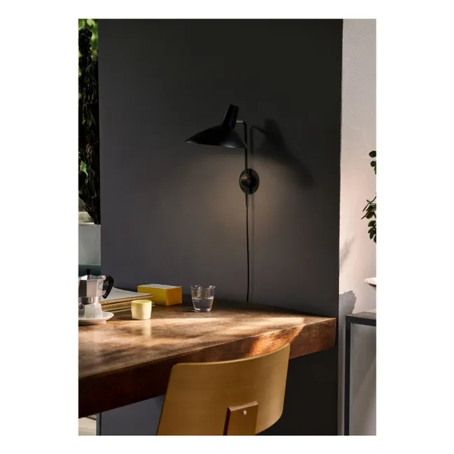 Tripod wall lamp HM12, Hvidt &amp; Mølgaard | Black