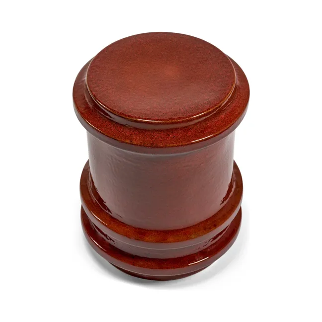 Pawn Beistelltisch aus Sandstein, Marie Michielssen | Rot