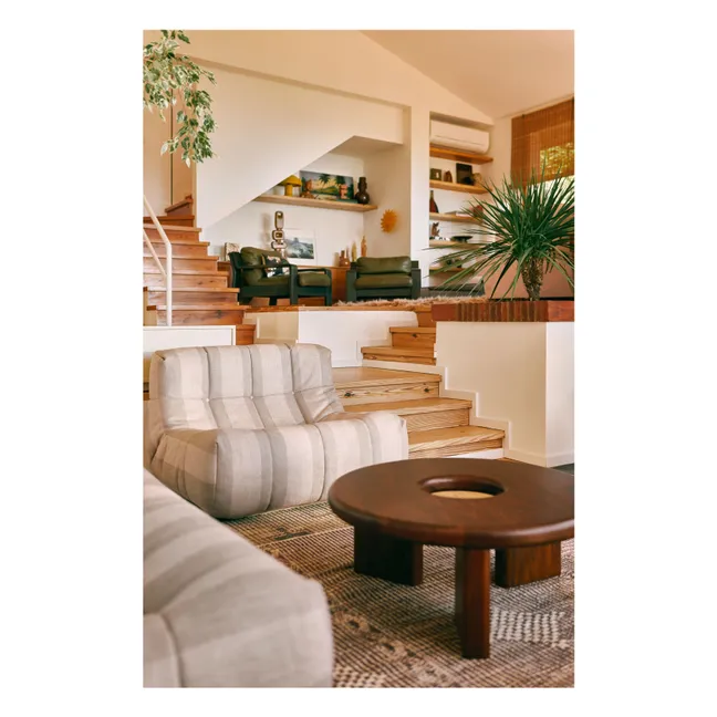 Couchtisch aus Holz Conversation