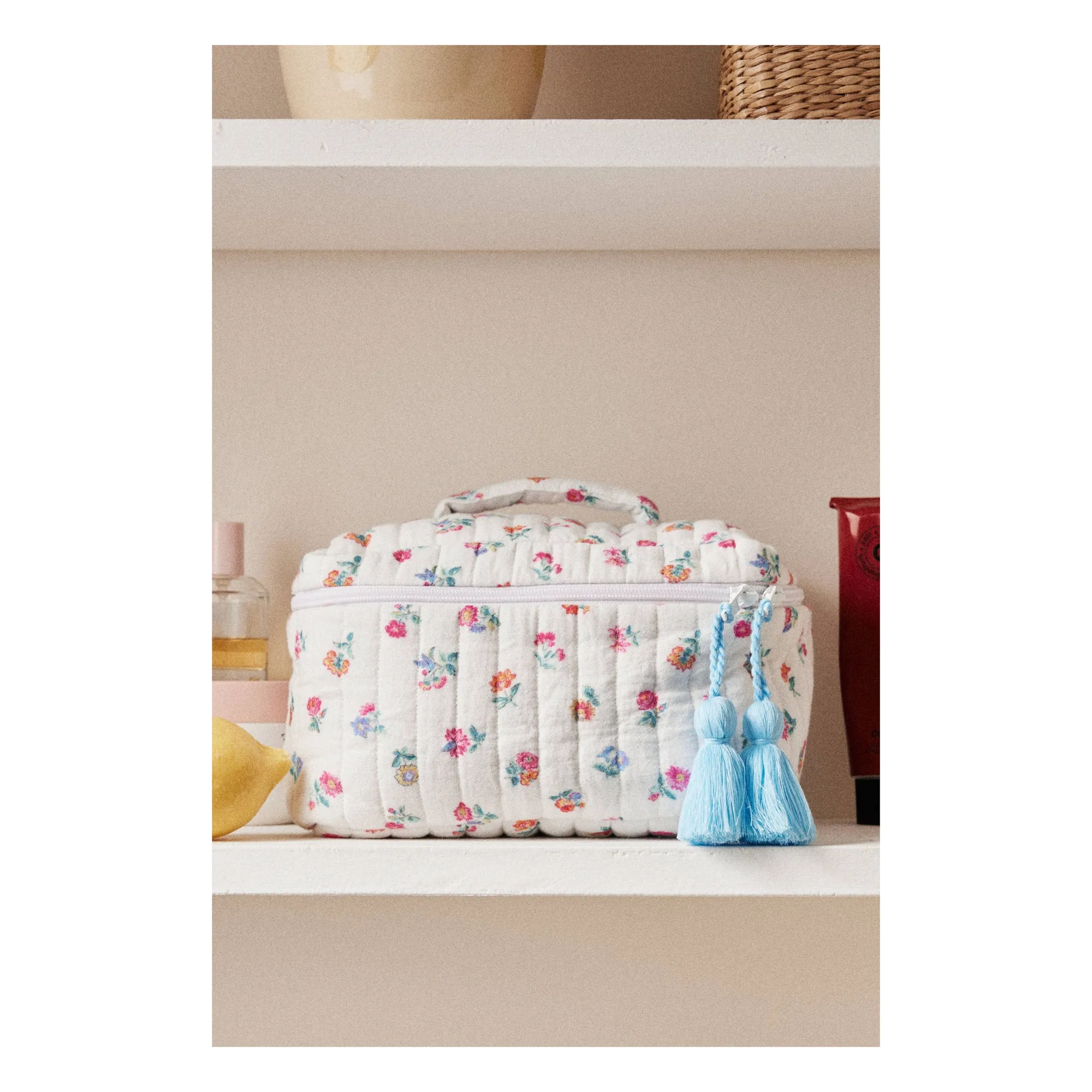 Laety toiletry bag | White- Product image n°1