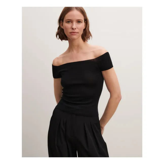 Top de punto con cuello Bardot de cachemira y seda | Negro
