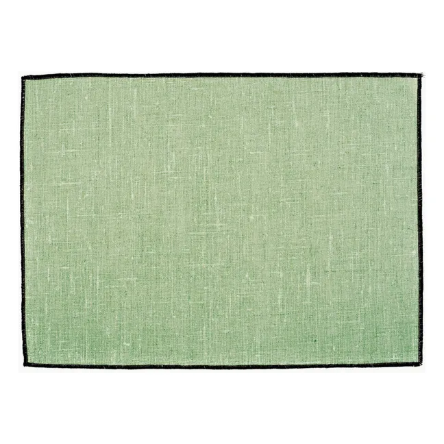 Borgo placemat in coated linen | Almond green