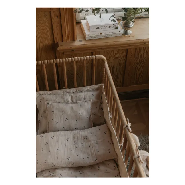 Bettumrandung Eggshell