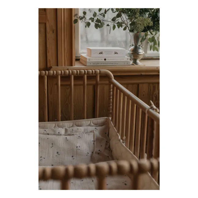 Eggshell bumper pad